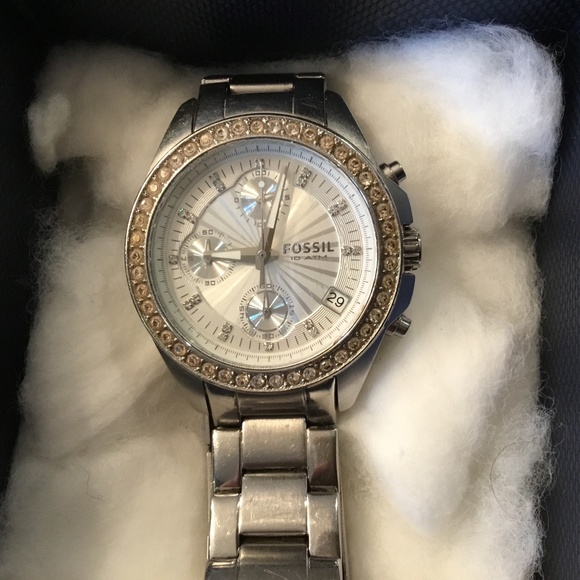 Fossil Watch - Picture 1 of 4